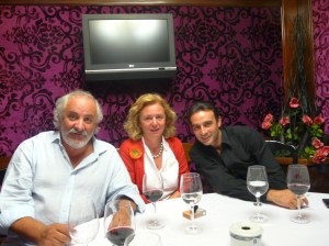 Ignacio Ruiz Quintano, Catalina Luca de Tena y Enrique Ponce en Bilbao, agosto de 2011.