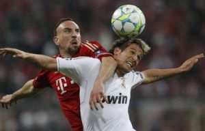 El feo y el bueno. Falta el malo.